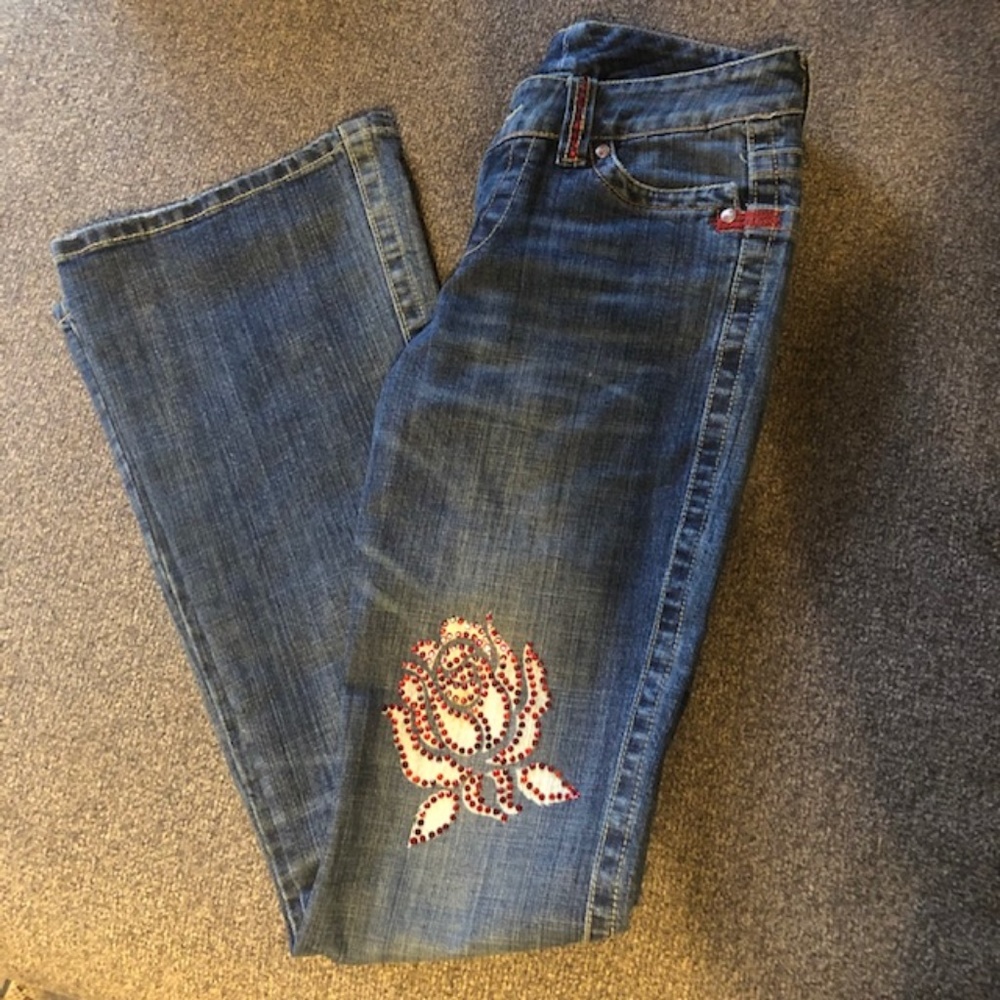 Gorgeous Rose Studed Jeans